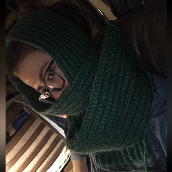 Hand Knit Merino Wool Scarf - Picture 7 of 7